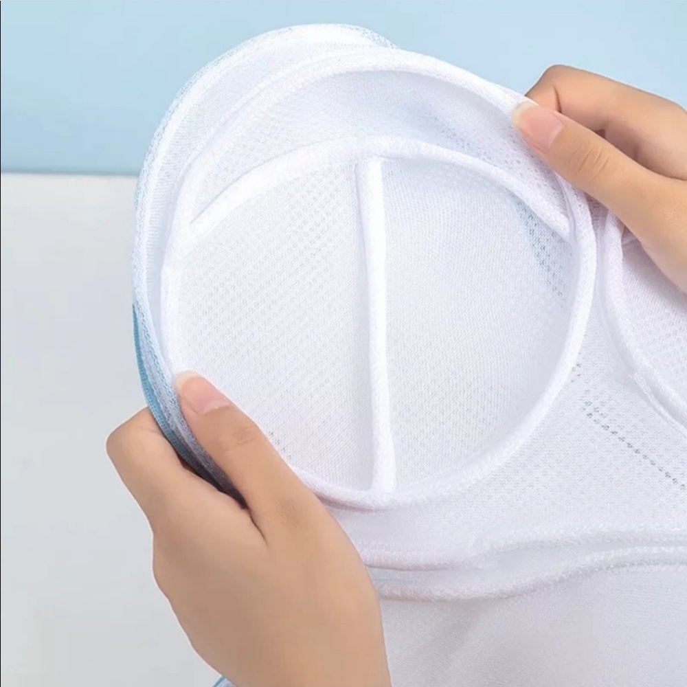 Bra Laundry Storage Zippered Bag with Handle - Picture 6 of 9